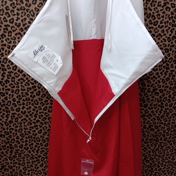 Alexia Designs - Picture 4 of 10